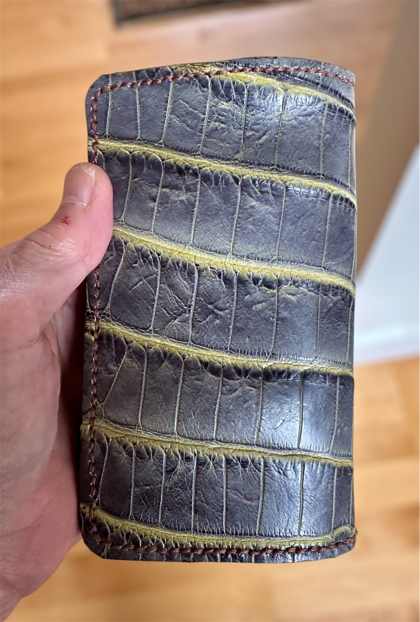 Gator - Mid-Size Japanese Style wallet