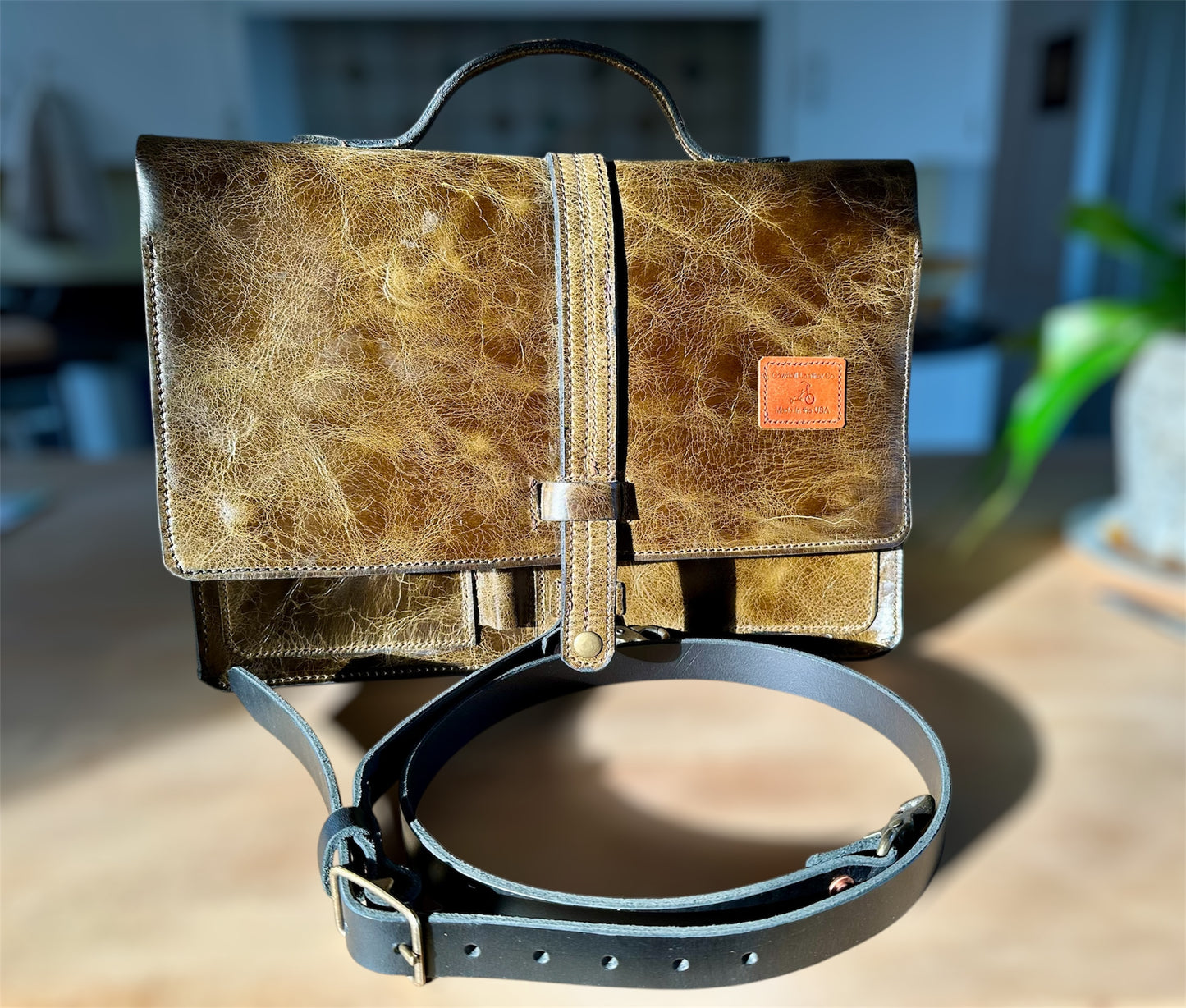 Messenger Bag 2.0 - Crinkled Green
