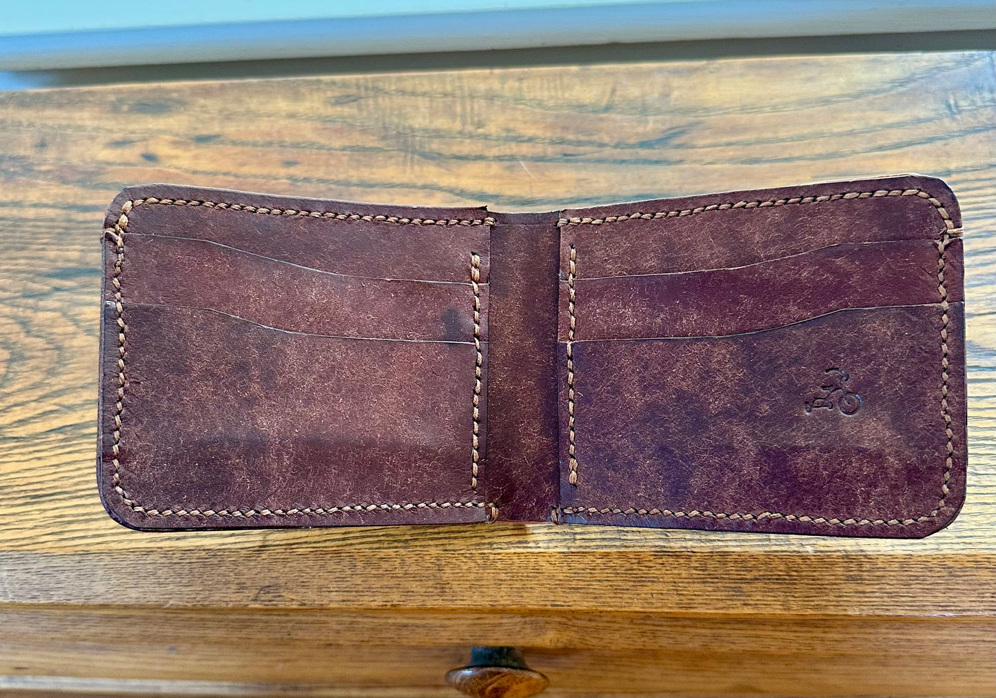 Glazed Brown Alligator w/Pueblo Bifold