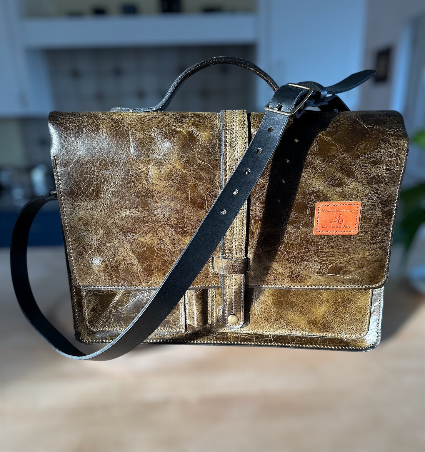 Messenger Bag 2.0 - Crinkled Green