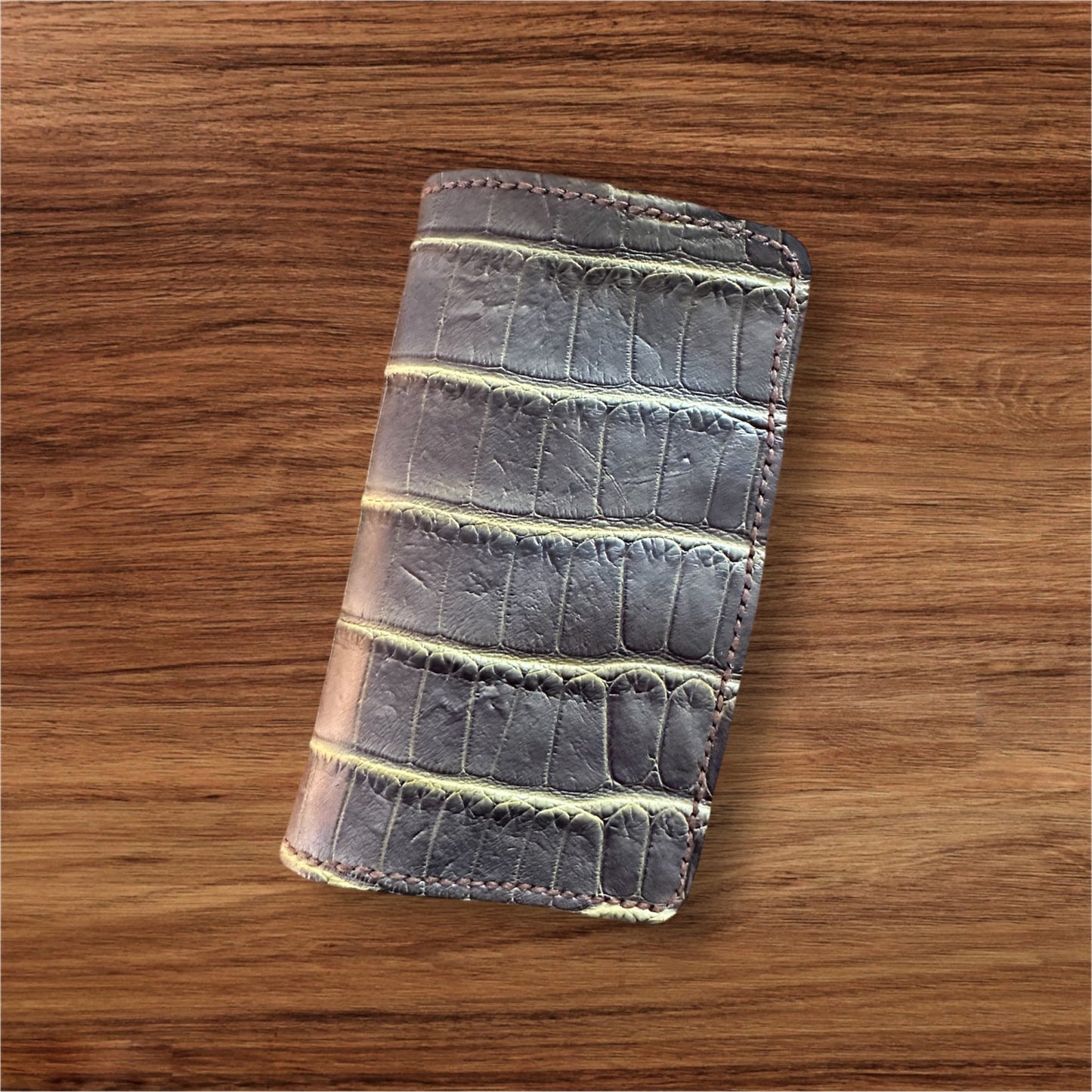 Gator - Mid-Size Japanese Style wallet