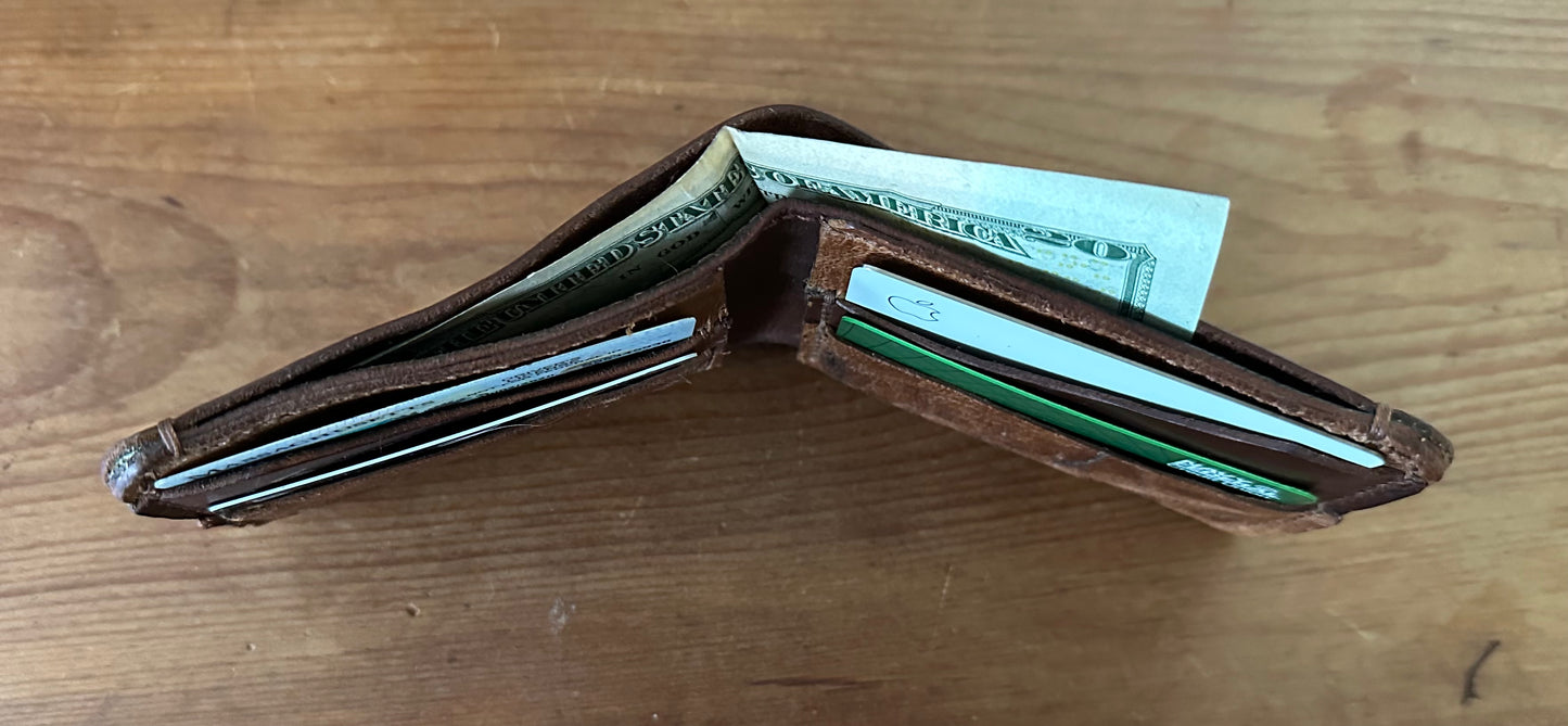 English Saddle Bi-Fold Wallet