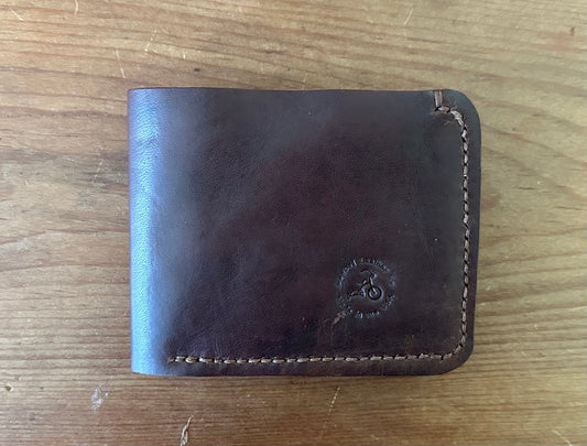 English Saddle Bi-Fold Wallet