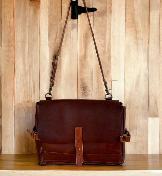 Messenger Bag - Scotch brown grained leather