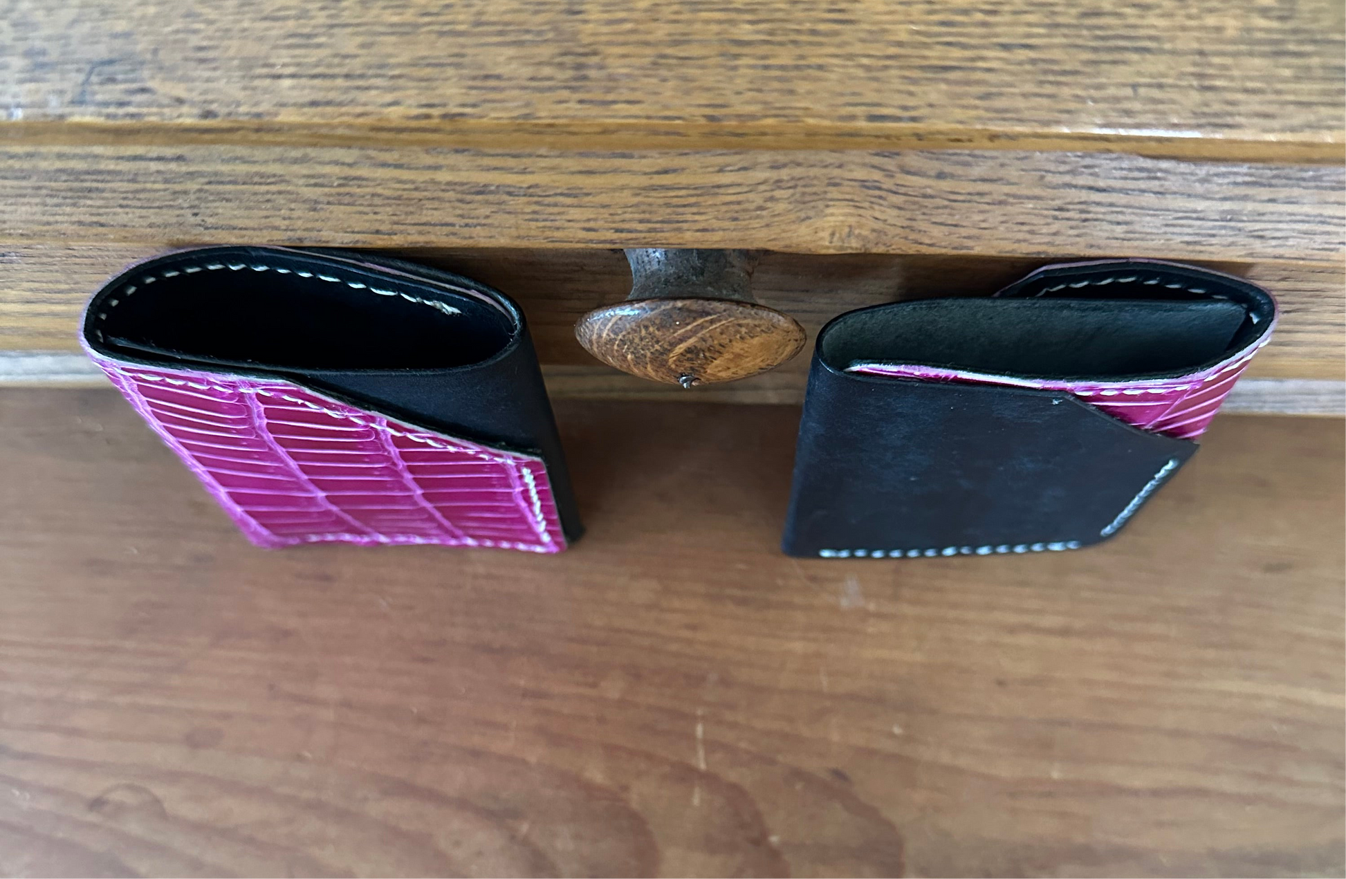 Two Face card and cash - Rasberry Gator – Cowbell Leather Company Two Face card and cash - Rasberry Gator – Cowbell Leather Company