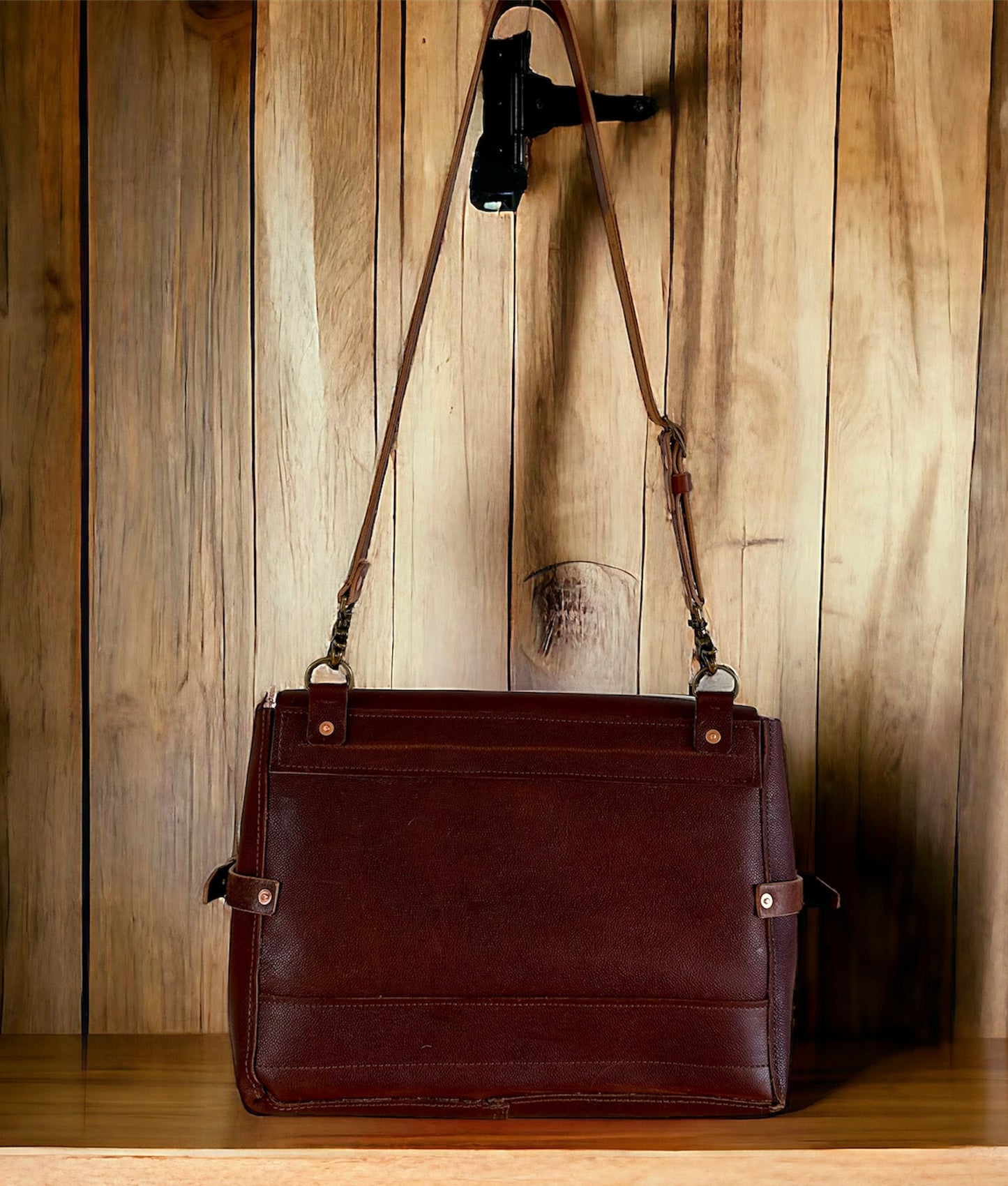 Messenger Bag - Scotch brown grained leather