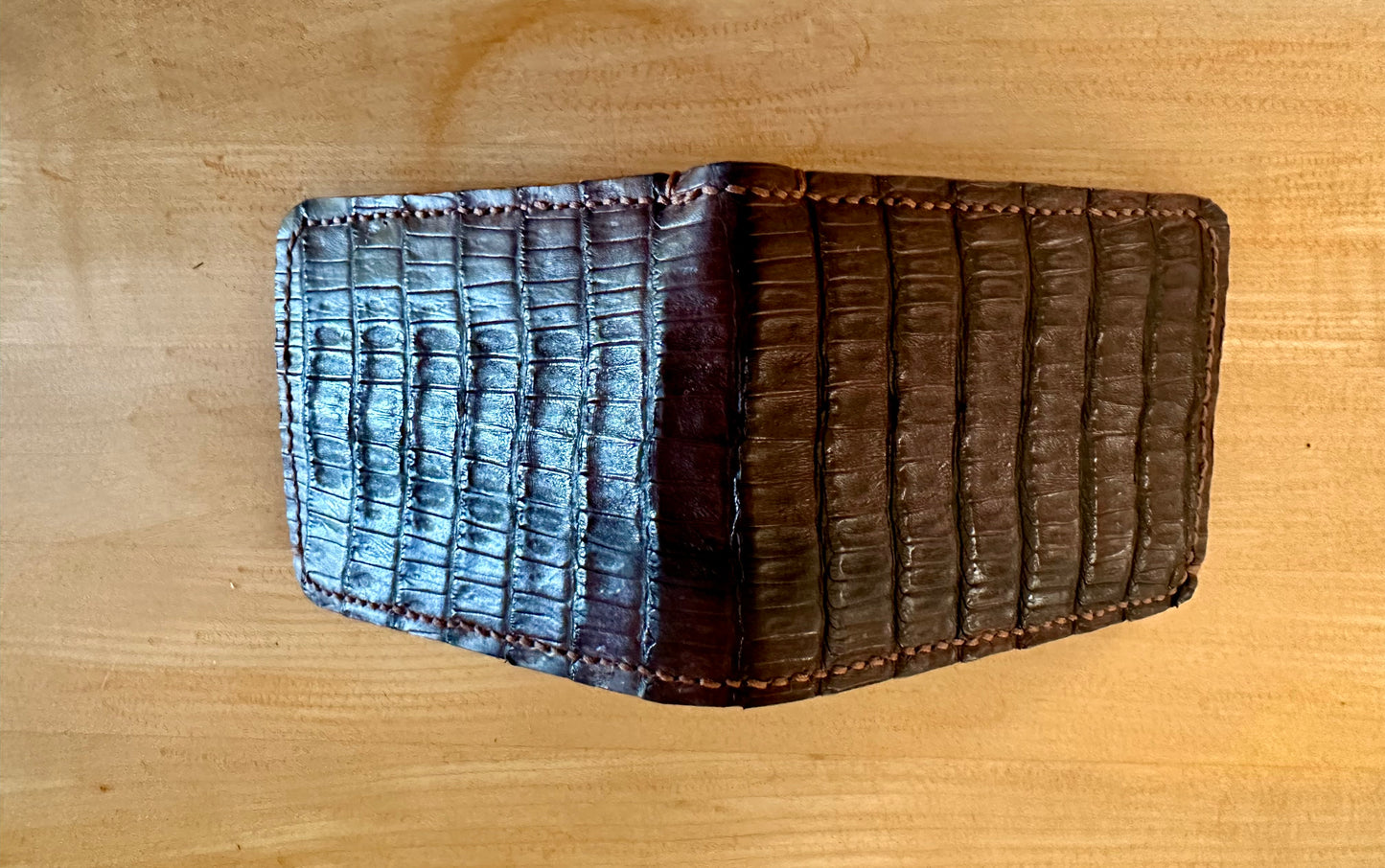 Brown alligator w/Pueblo Bifold