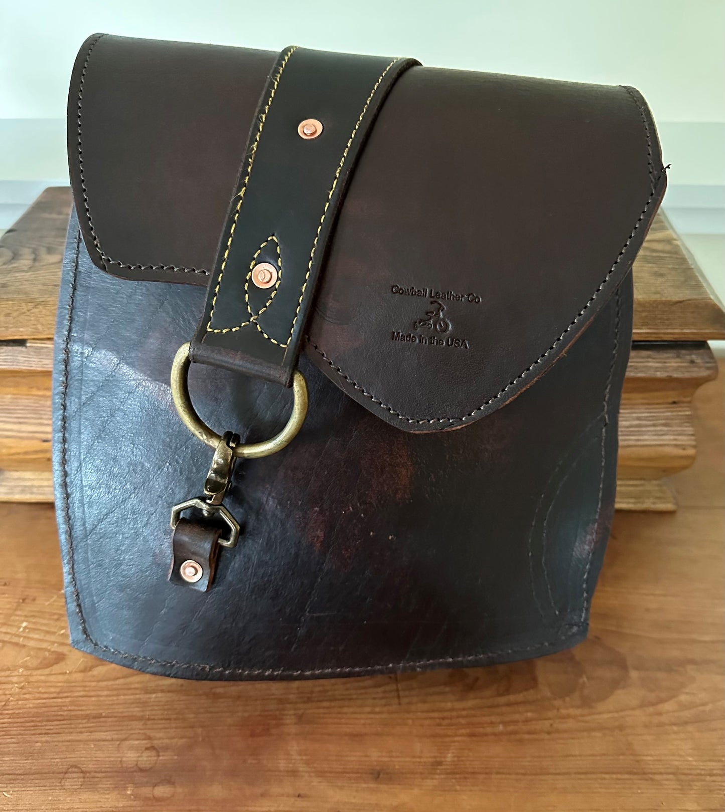 Retired Barn Saddle - Shoulder Bag